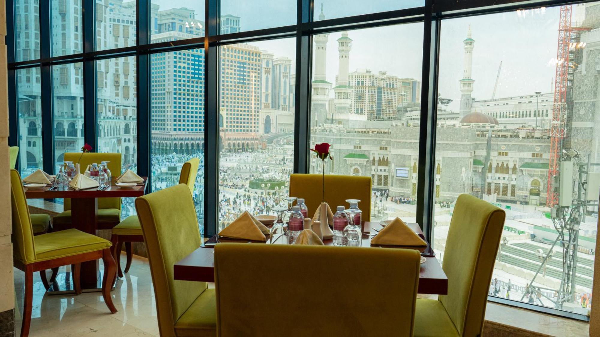 Al Safwah Hotel First Tower 1 メッカ エクステリア 写真 The view from the hotel