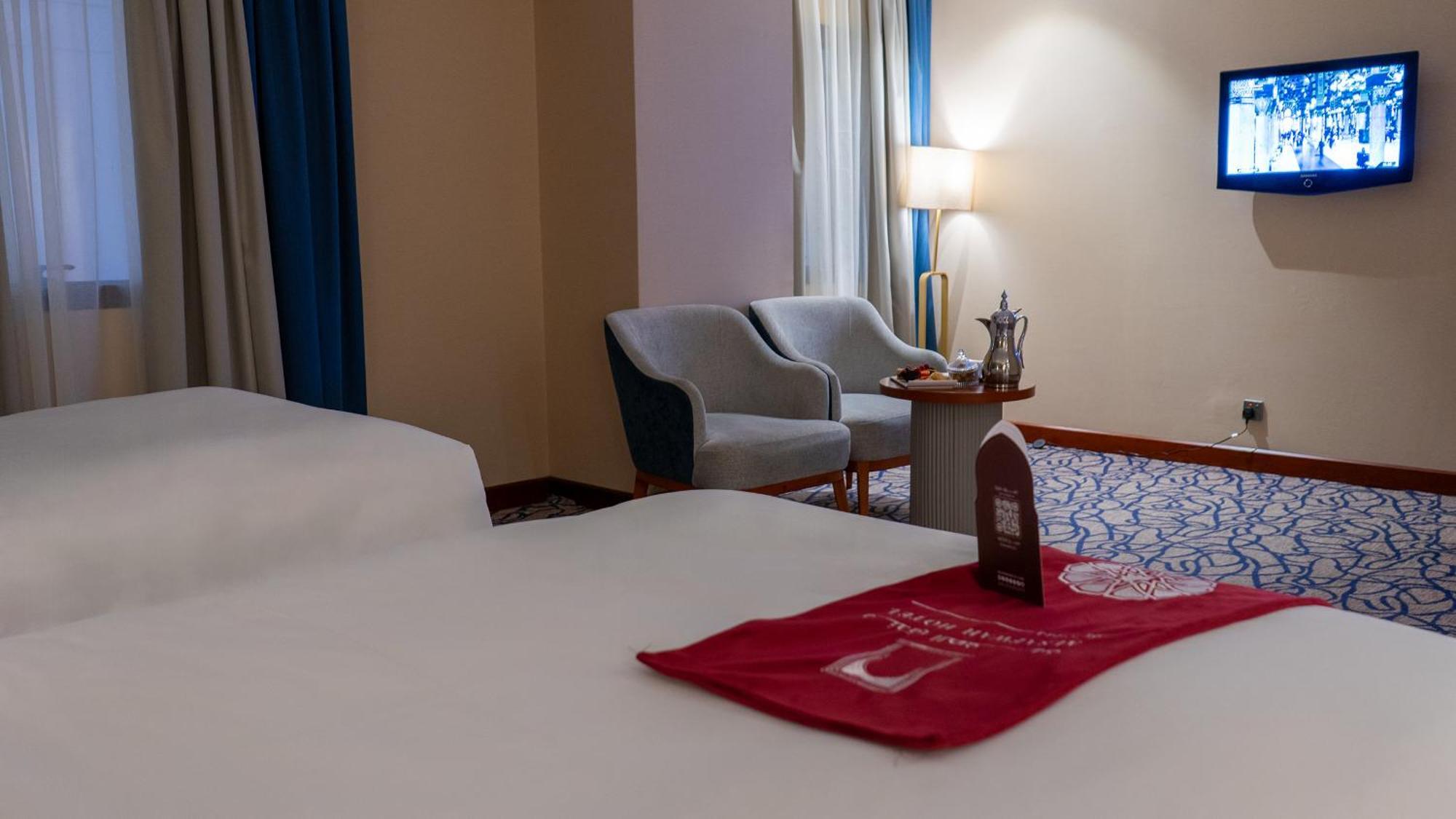 Al Safwah Hotel First Tower 1 メッカ エクステリア 写真 A room at the hotel